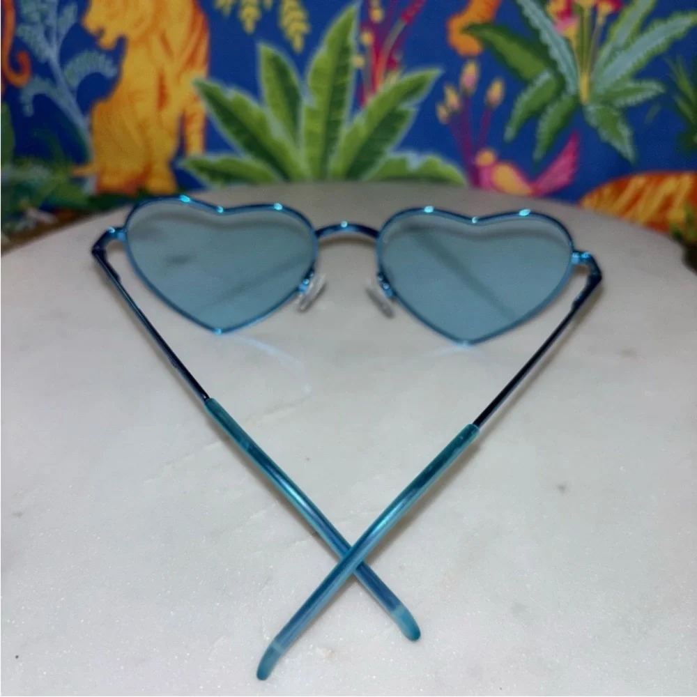 Blue Lens Heart-Shaped Sunglasses Y2K